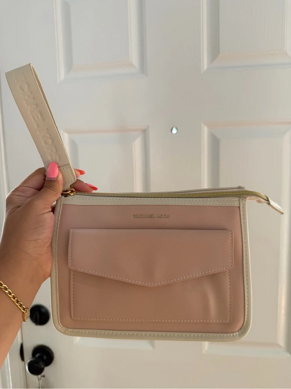 Michael Kors Women’s Pink Cream Wristlet Clutch